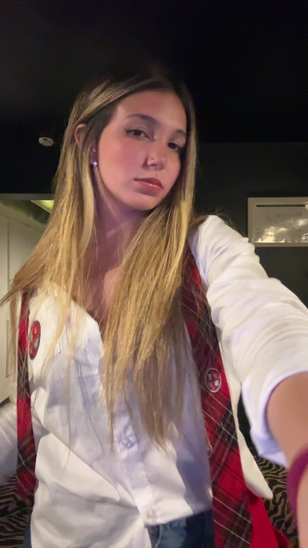 @manuela🪽