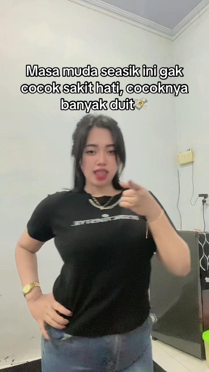 @girlDeva_