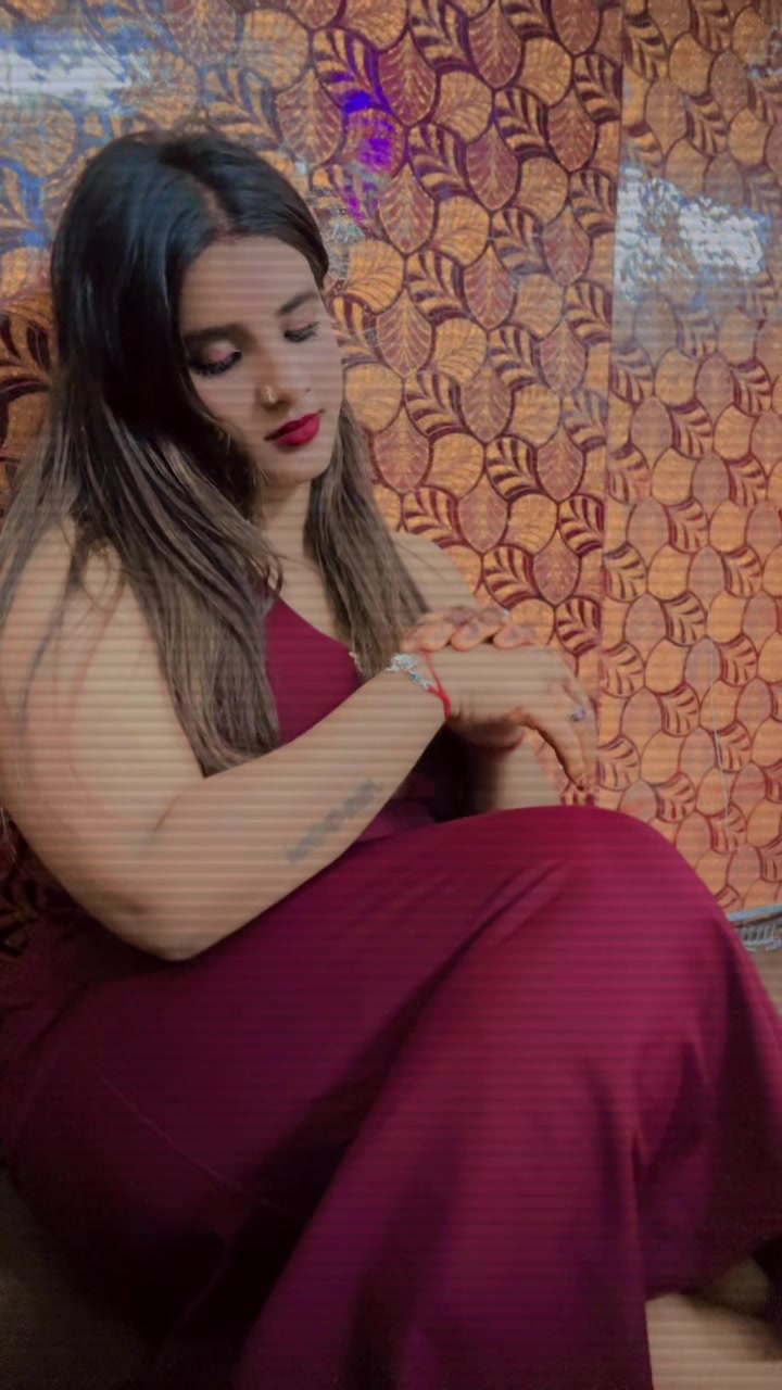 @Bhojpuri Queen 👑