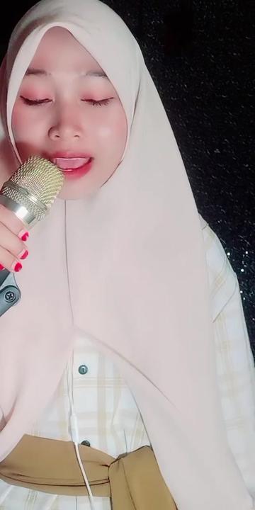 @𝗡𝘂𝗿🌻