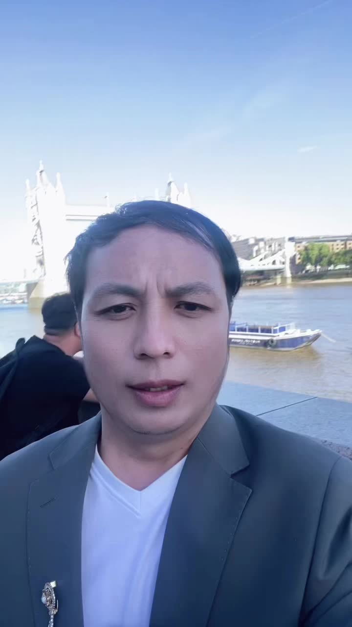 @Dinesh Lingkhim