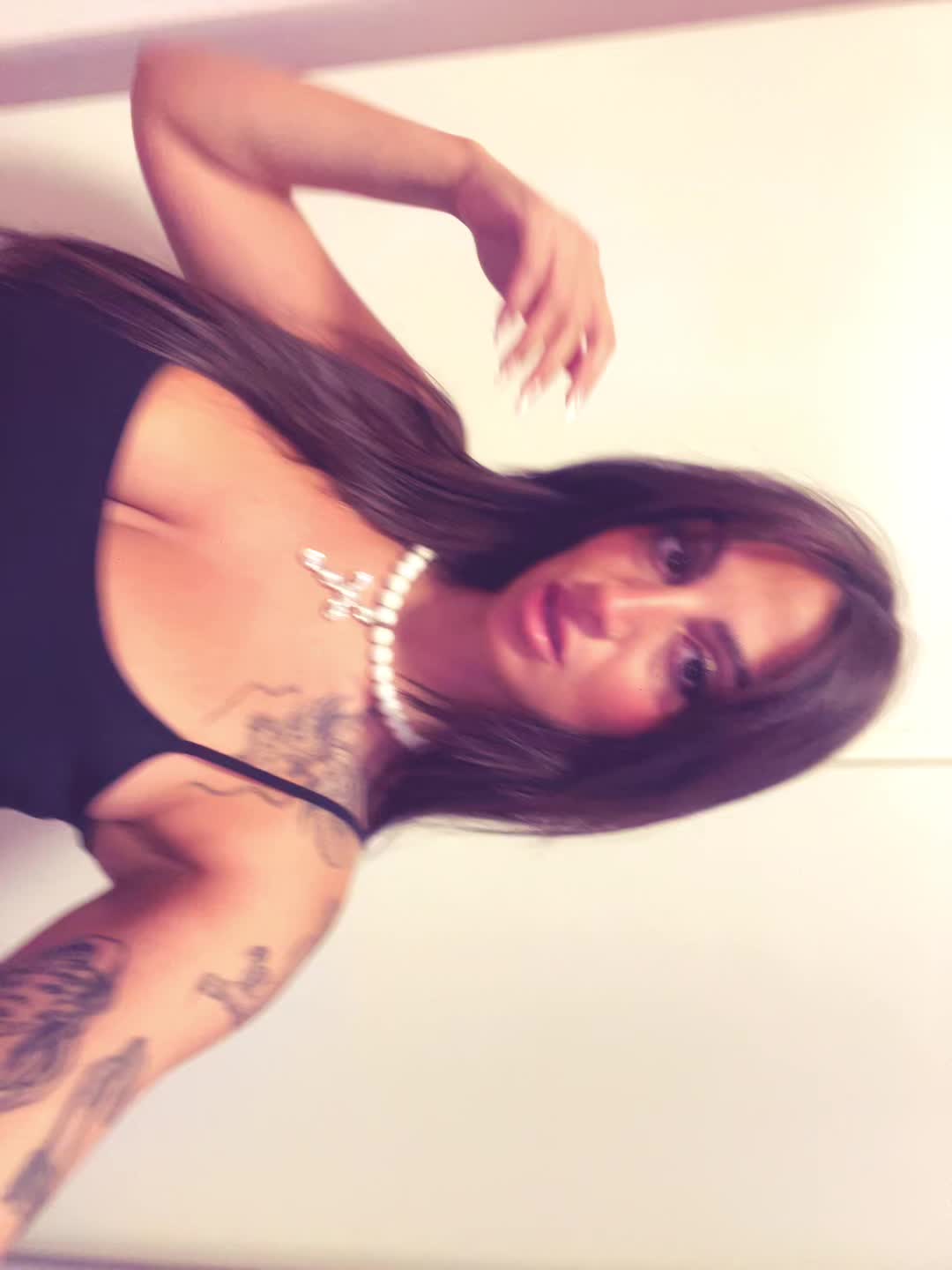 @Misschampagnemami