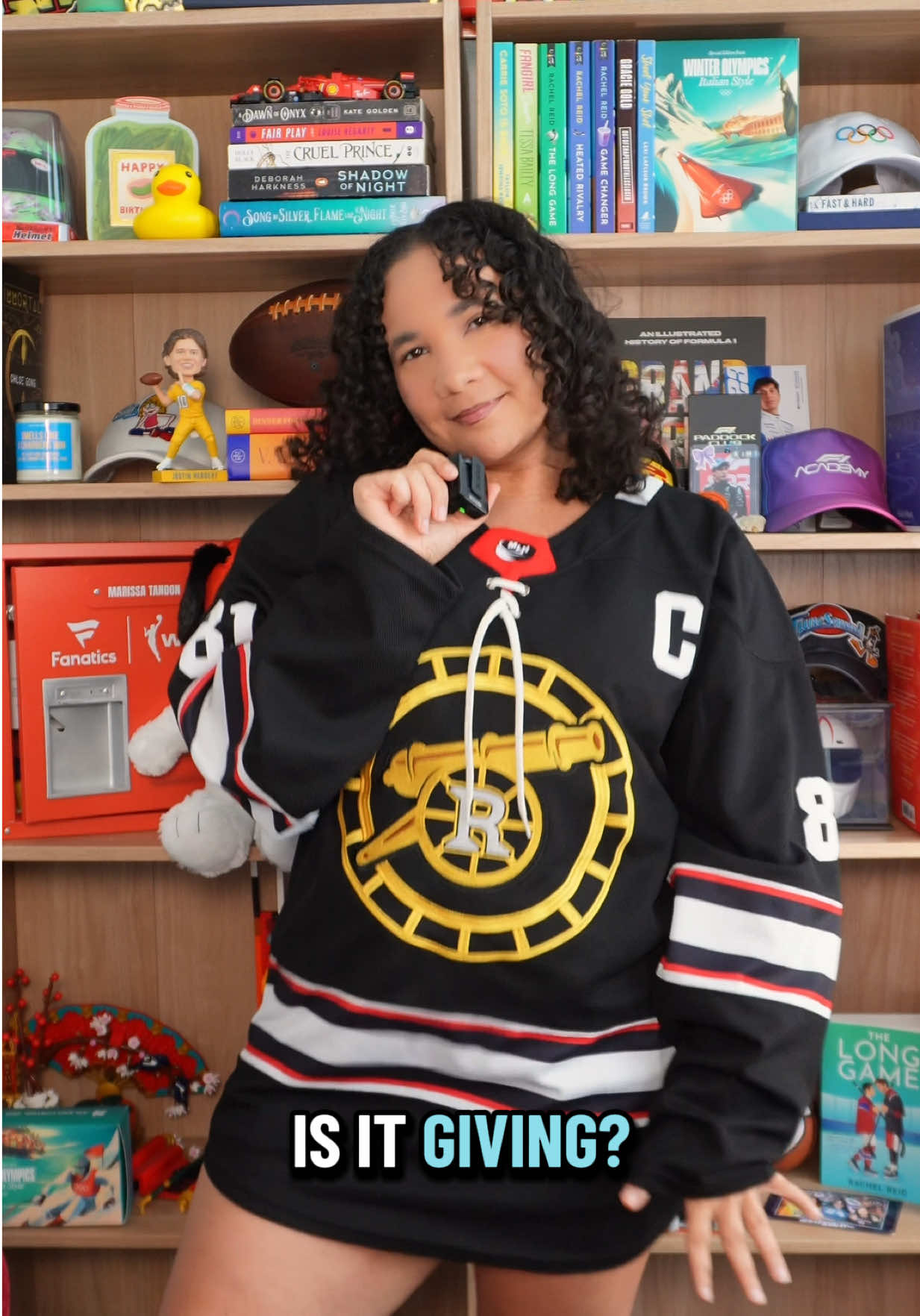 @Marissa | 🏎️ 🏀🥇🏈🏒