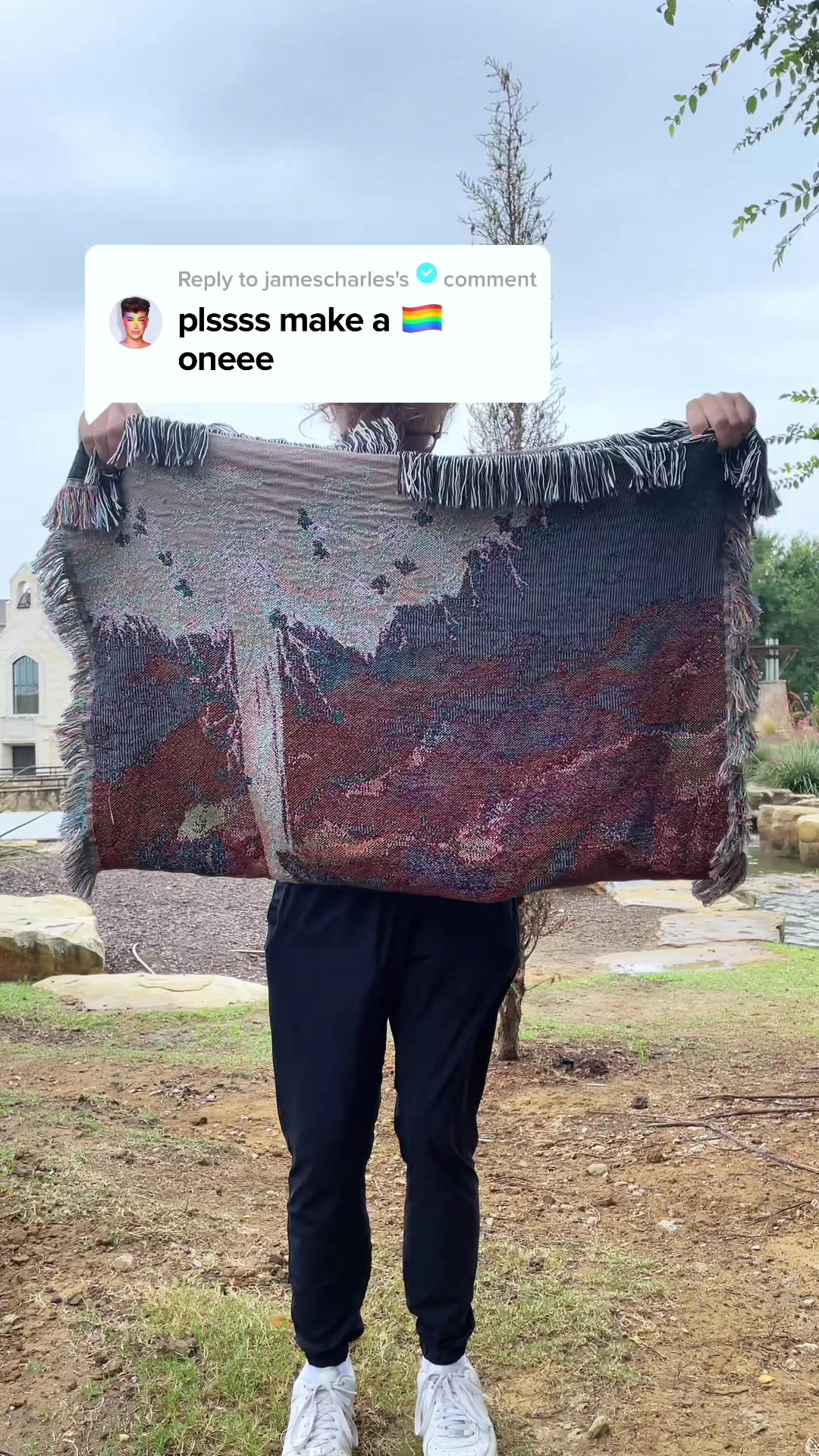 @Holy Blankets
