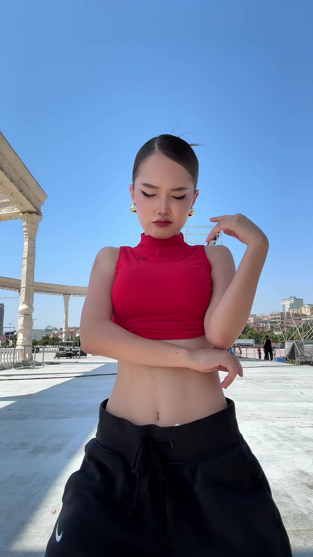 @amonie