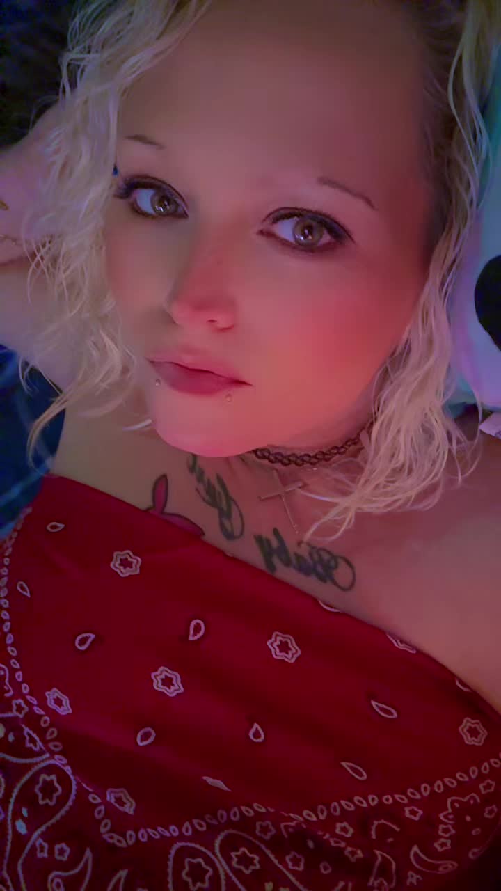@BabyGurl🏳️&zwj;🌈