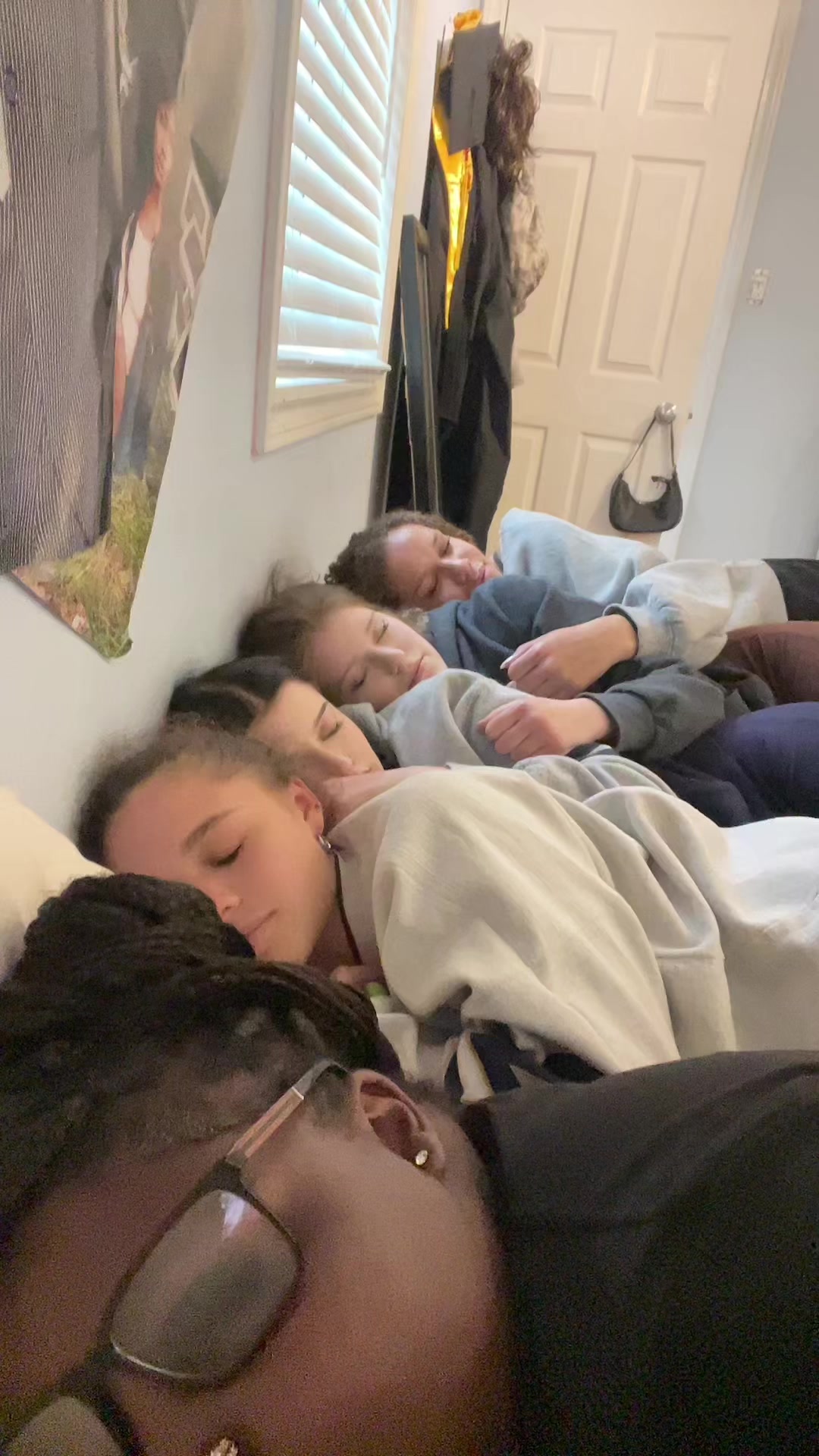 @🤨