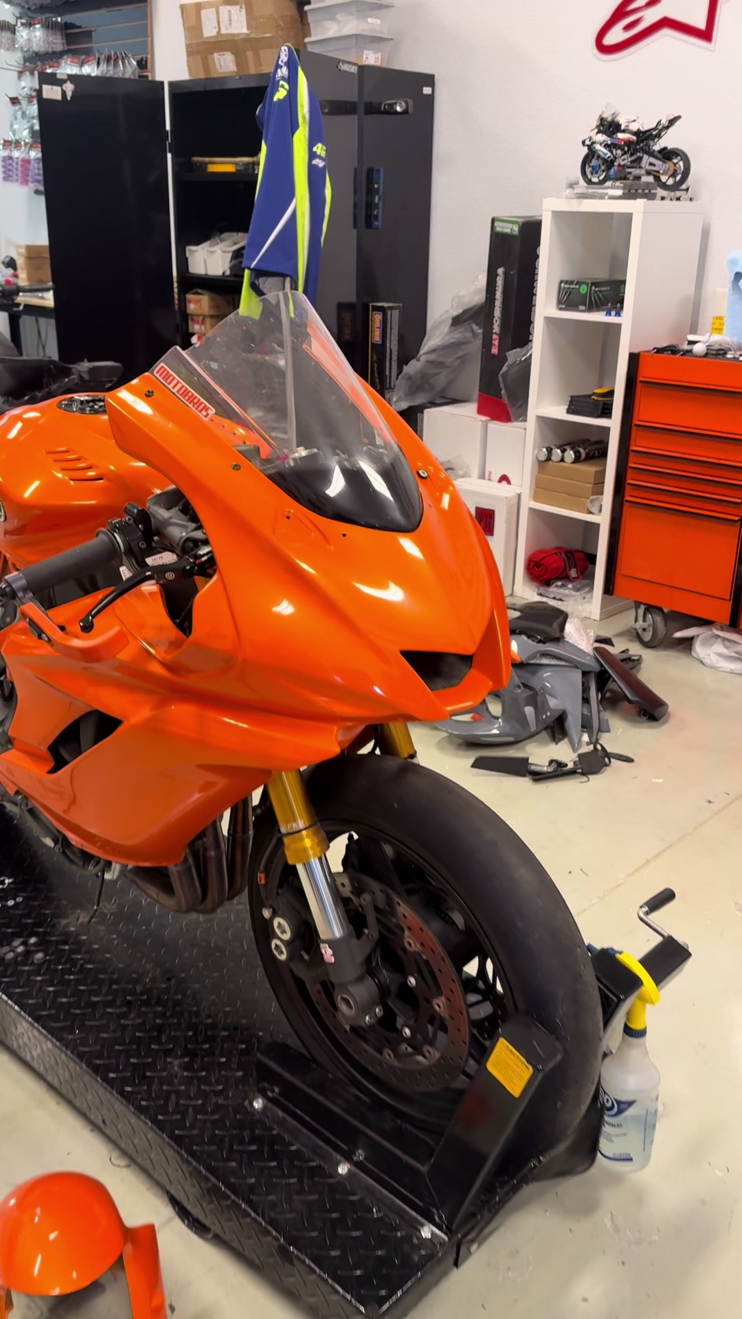 @MotoBros