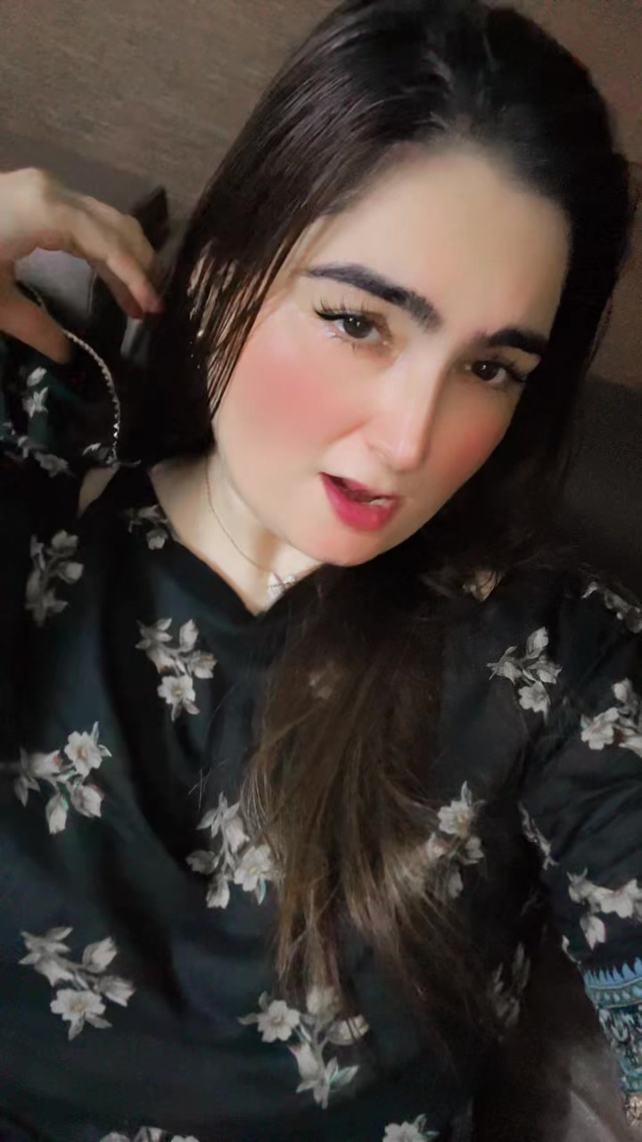 @🕊عائشہ خان🕊