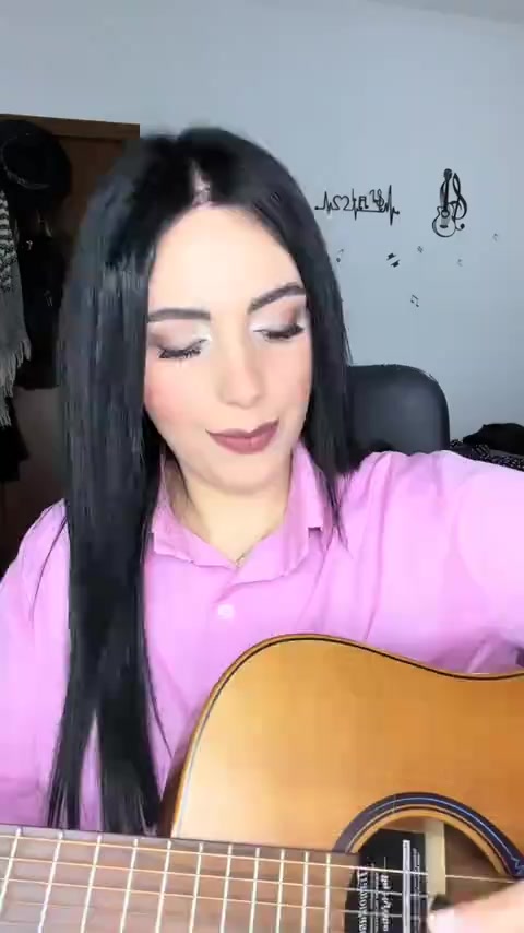 @Rebecca_Lucc