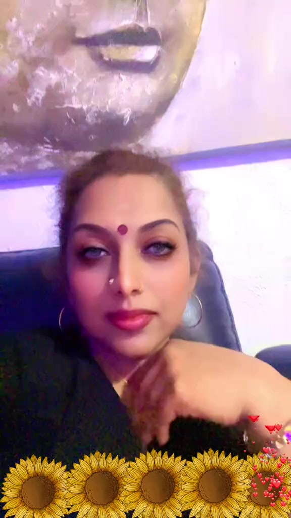 @Shobananava🇨🇦🇱🇰🇸🇬🇳🇬
