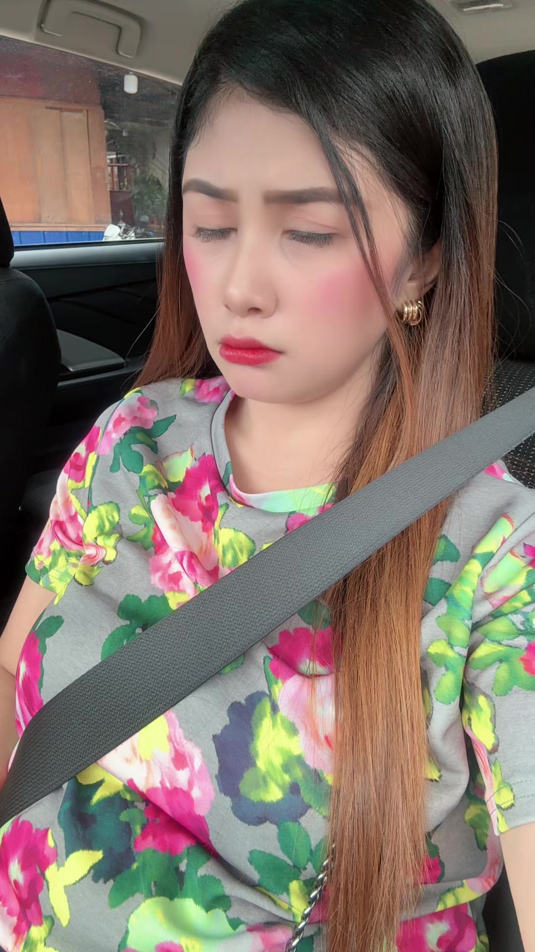@Tiffy's Beauty