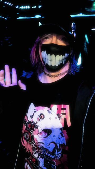 @☆ E҉C҉H҉O҉ ⛧ 🇨🇦