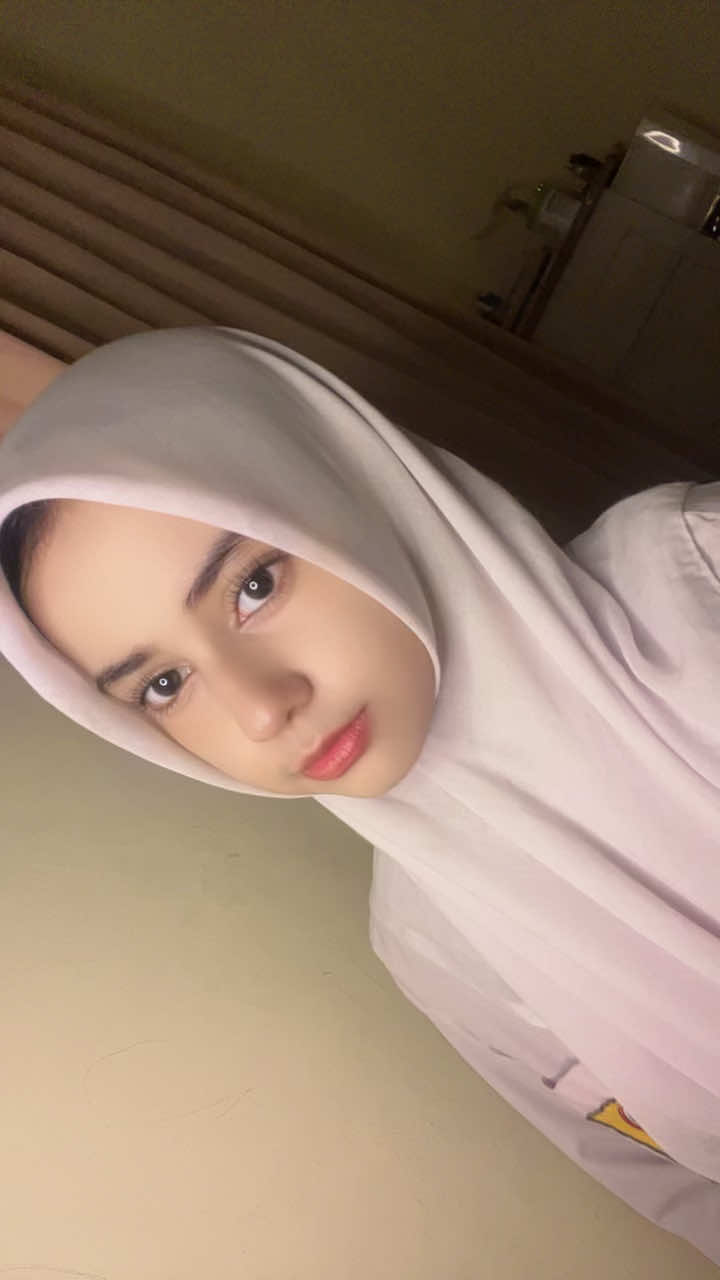 @syaaaayhy ๐