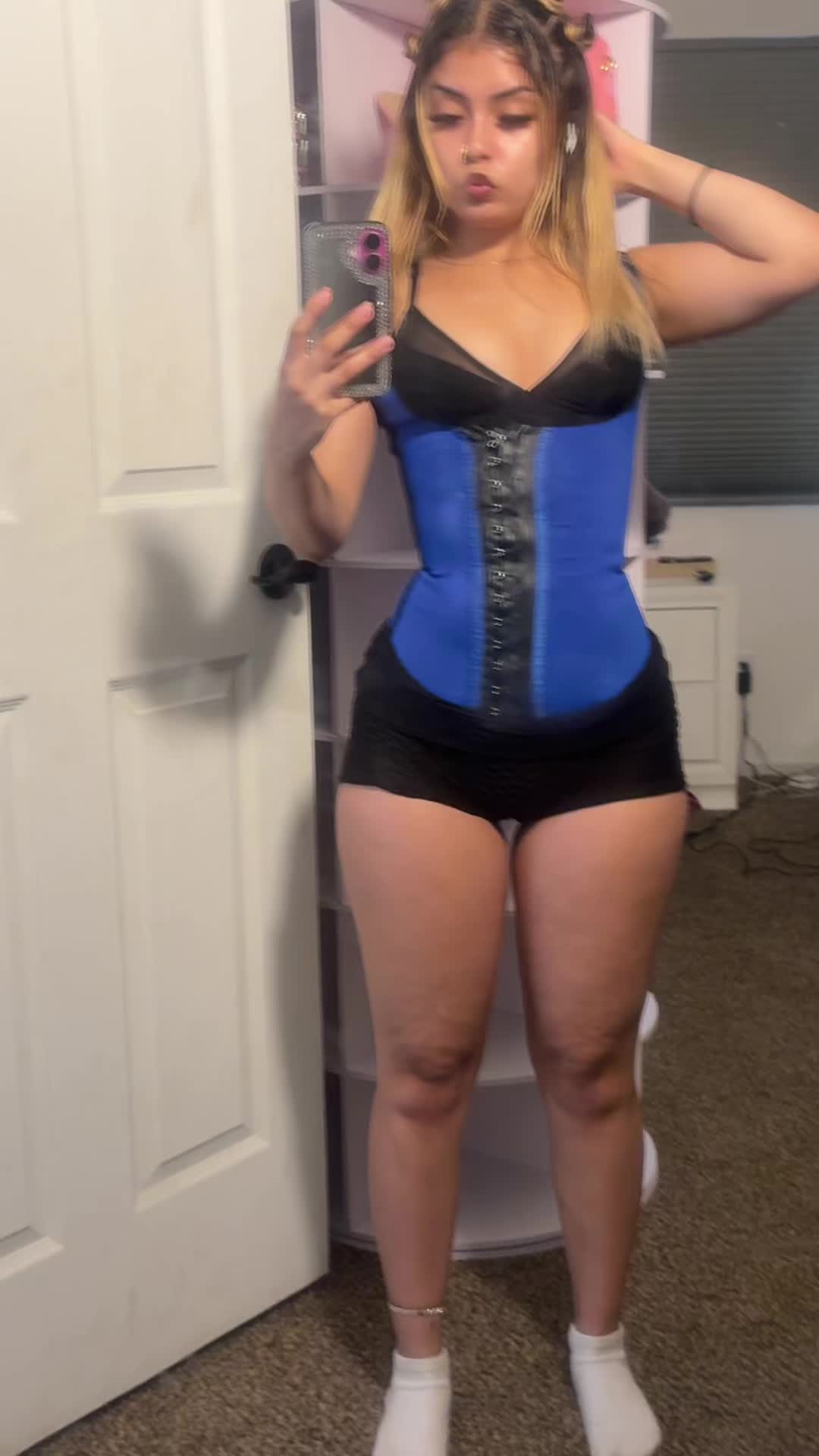@💋