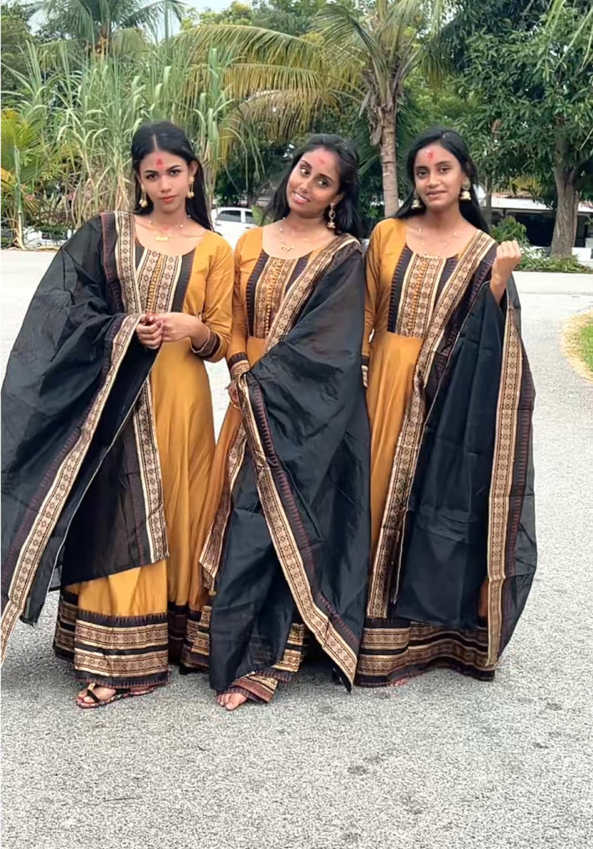 @❦ சாய் ரெனிஷா ❦