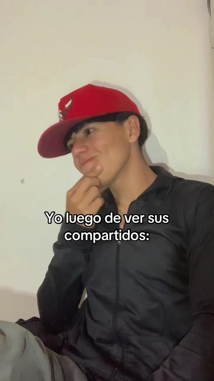 @elias.