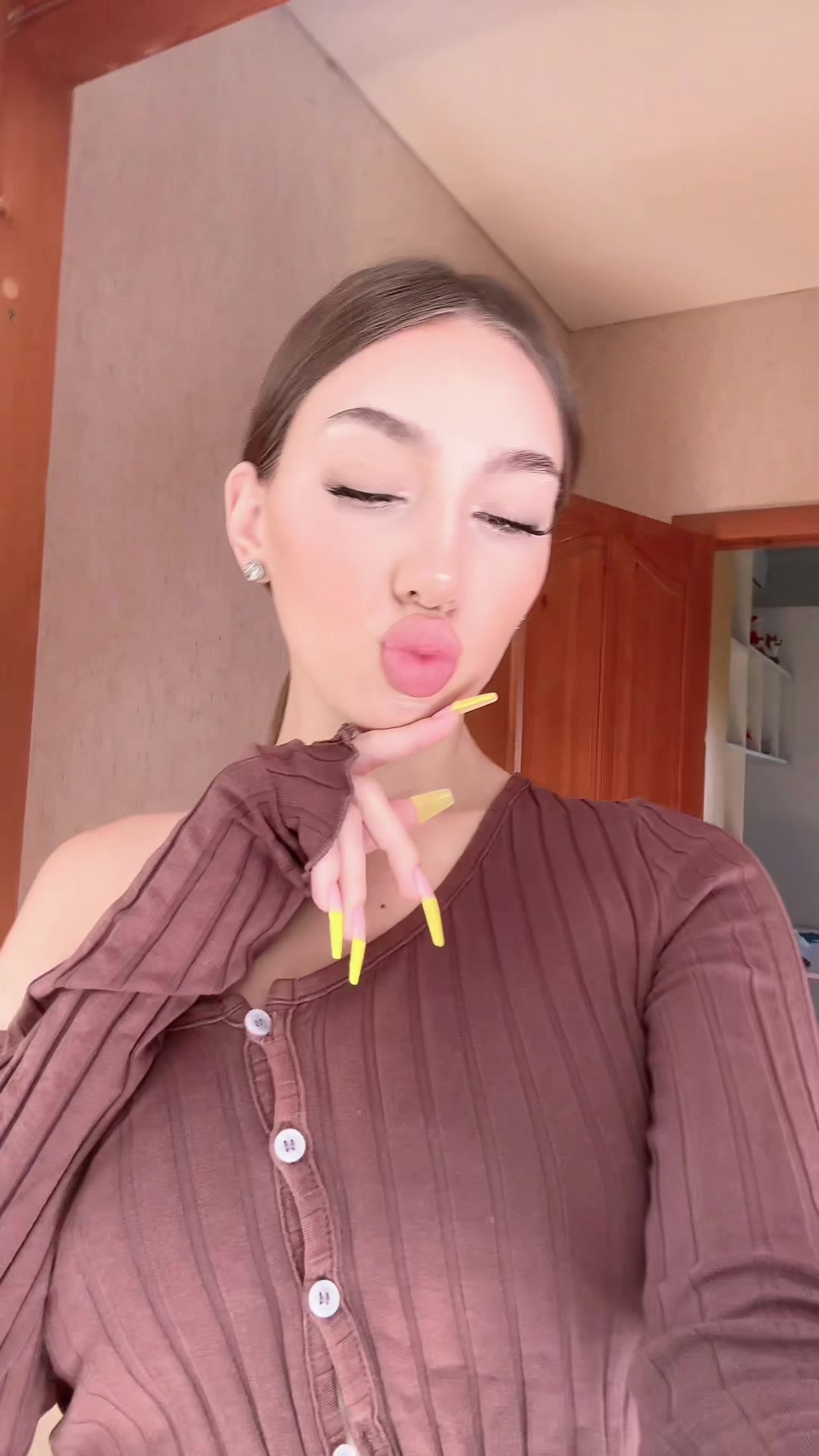 @natawwwwix