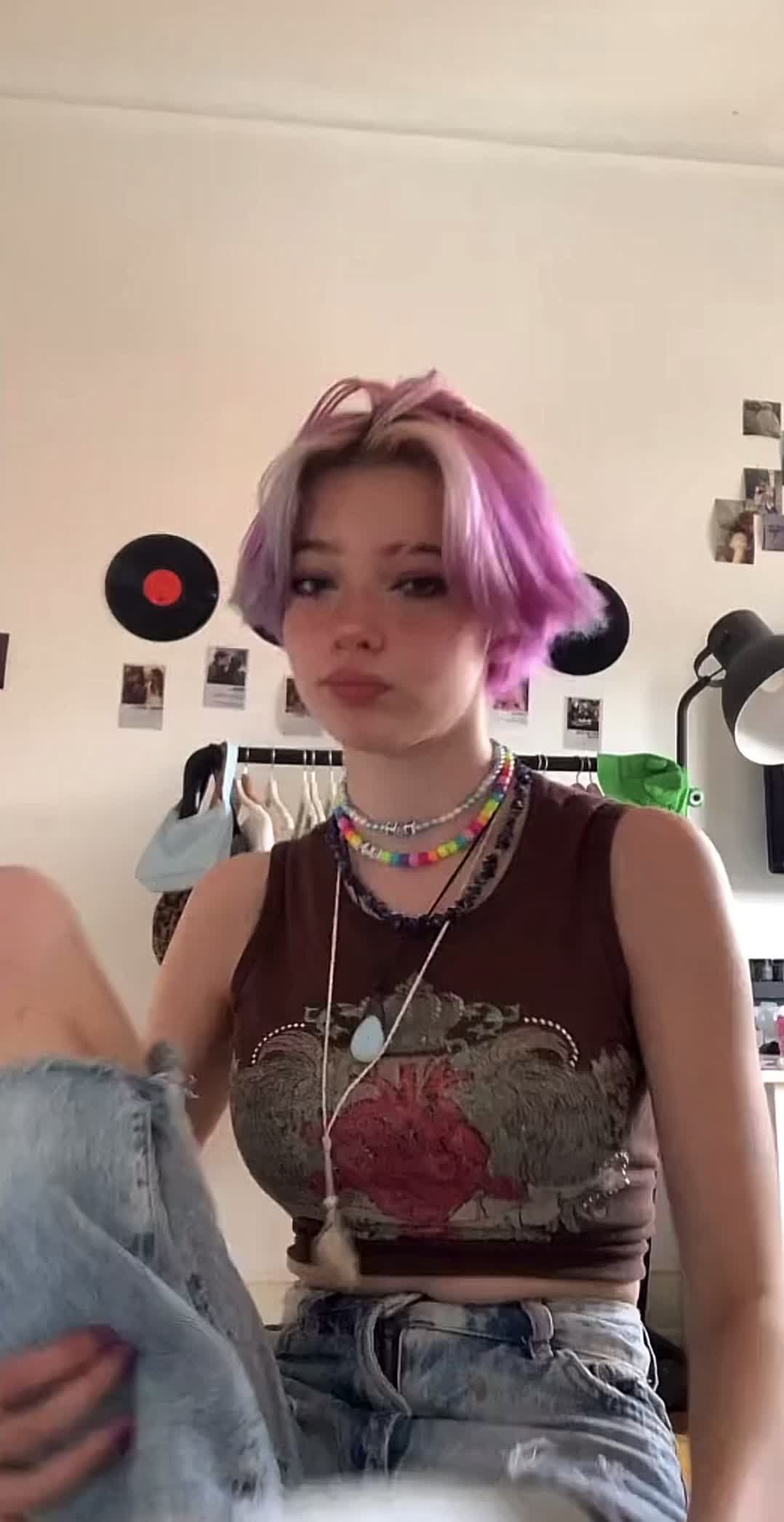 @꩜