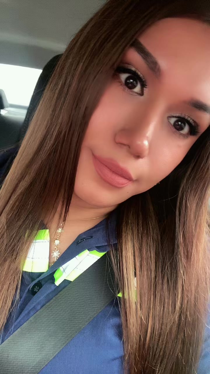 @Elyse Alessandra 🏳️⚧️