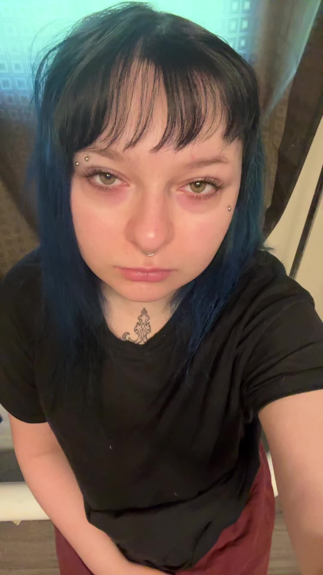 @alayzsaa