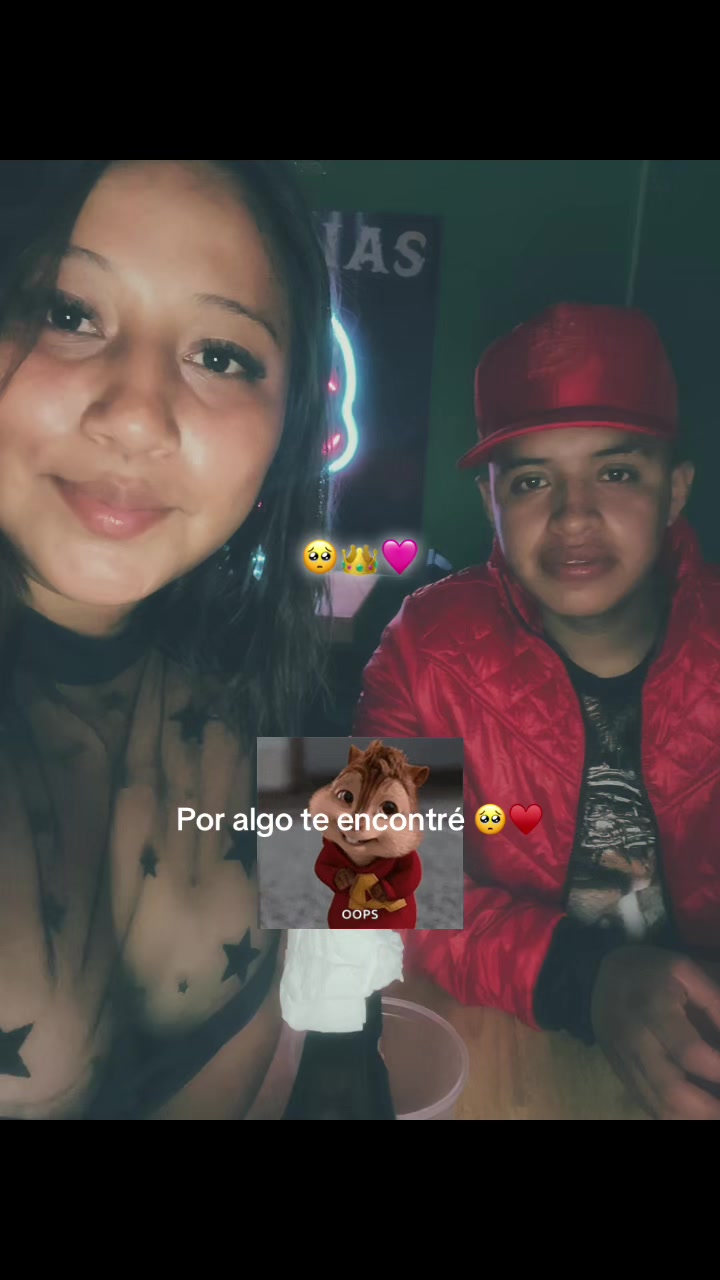 @Jazm&iacute;n perez Lv