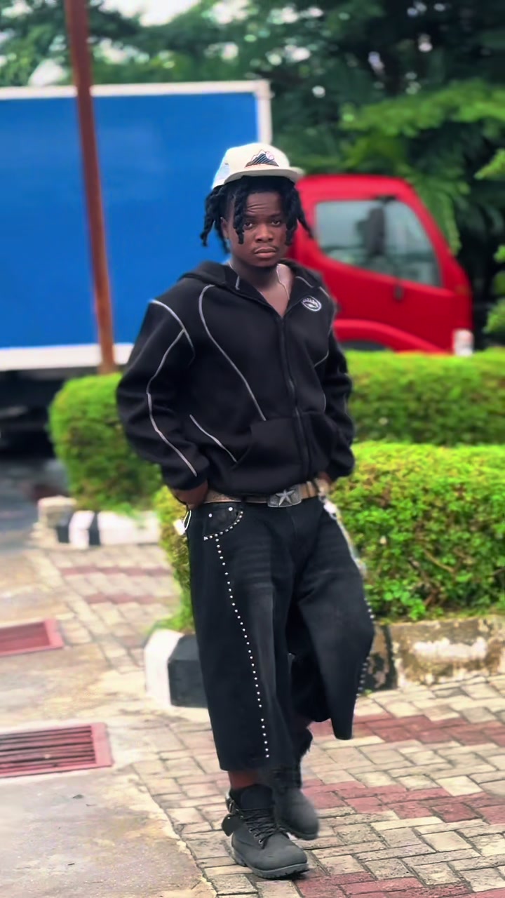 @🏝️Big_Nelly🏖️