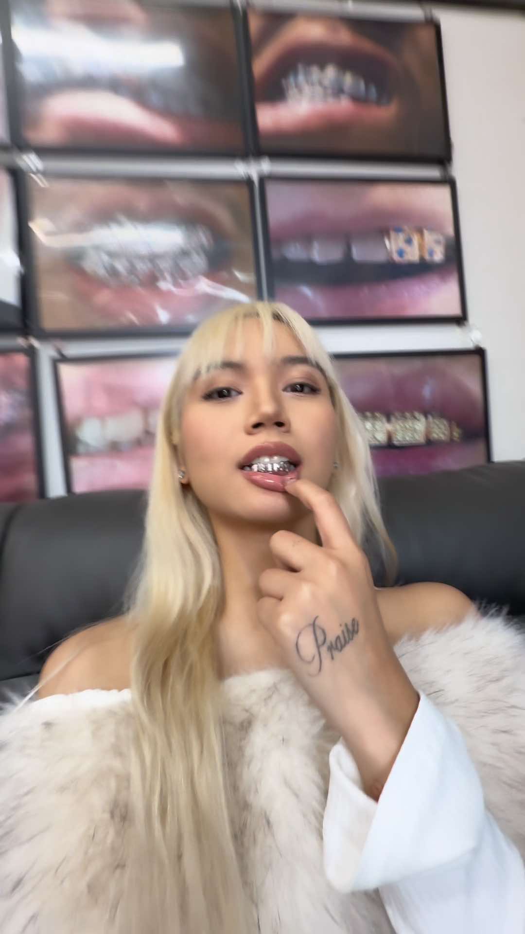 @️KK