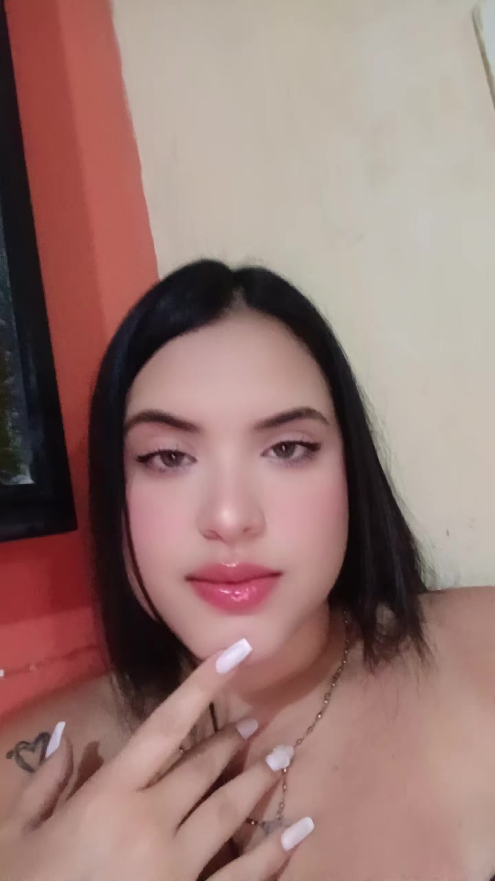 @Valentina🐈⬛•