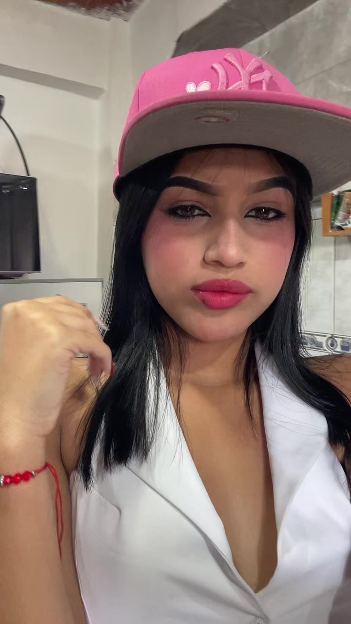 @Anastasia Salcedo. 🐺