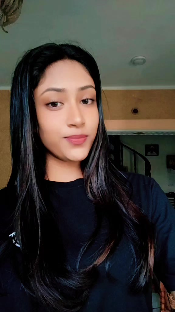 @Kavi Girl (කවී)💋