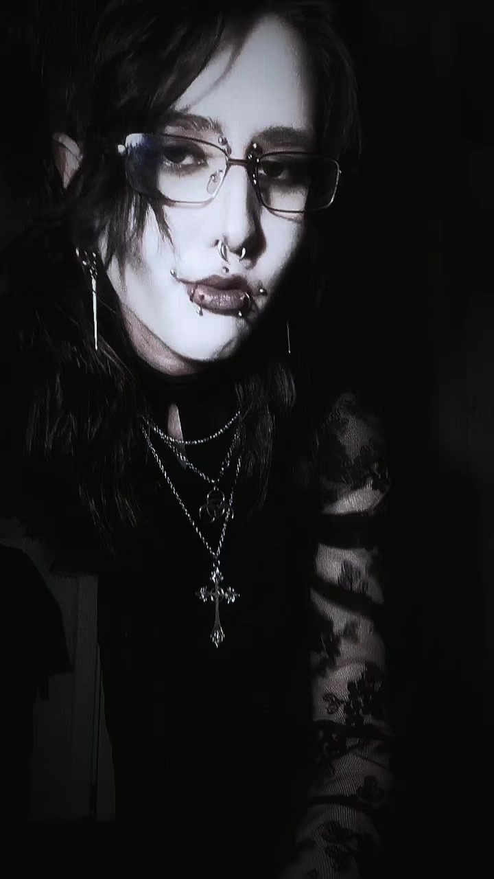 @𝕱𝖊𝖑𝖎𝖈𝖎𝖚𝖘