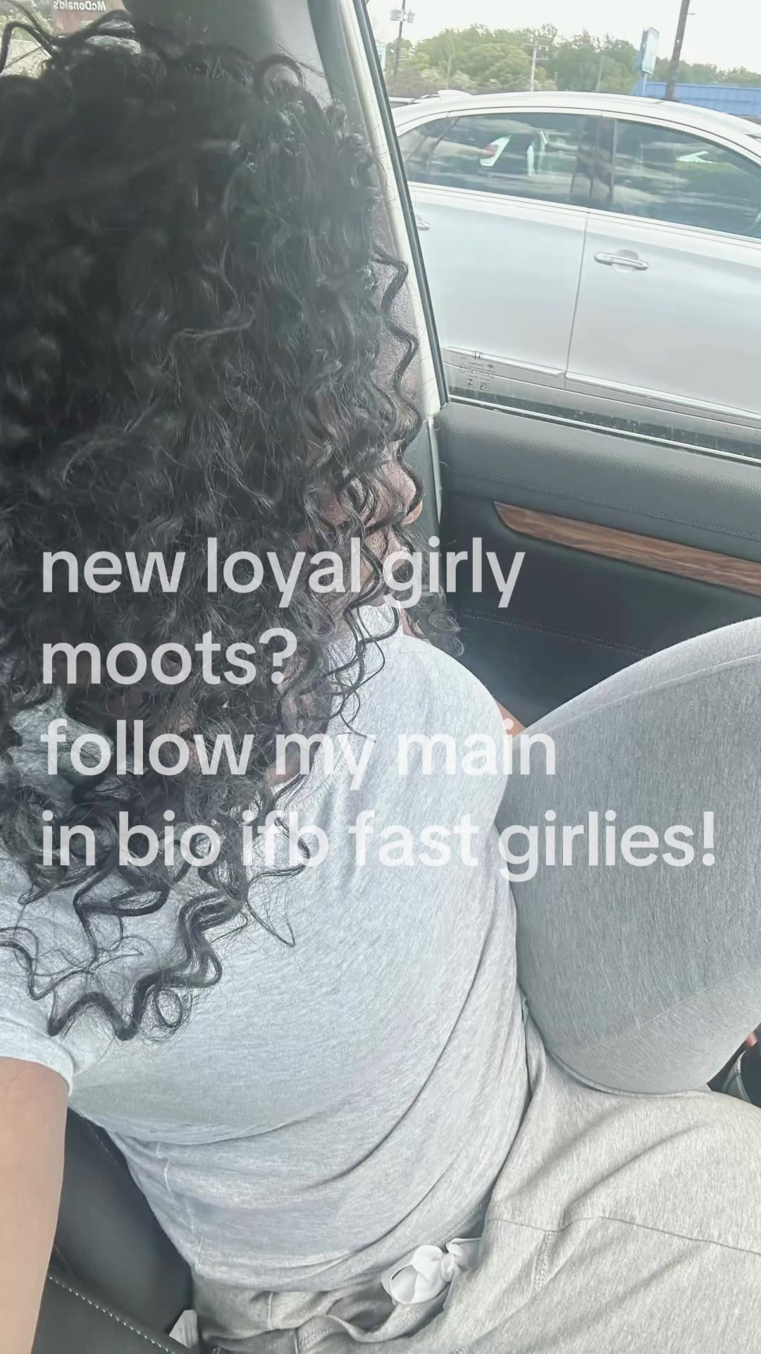 @girlmoots