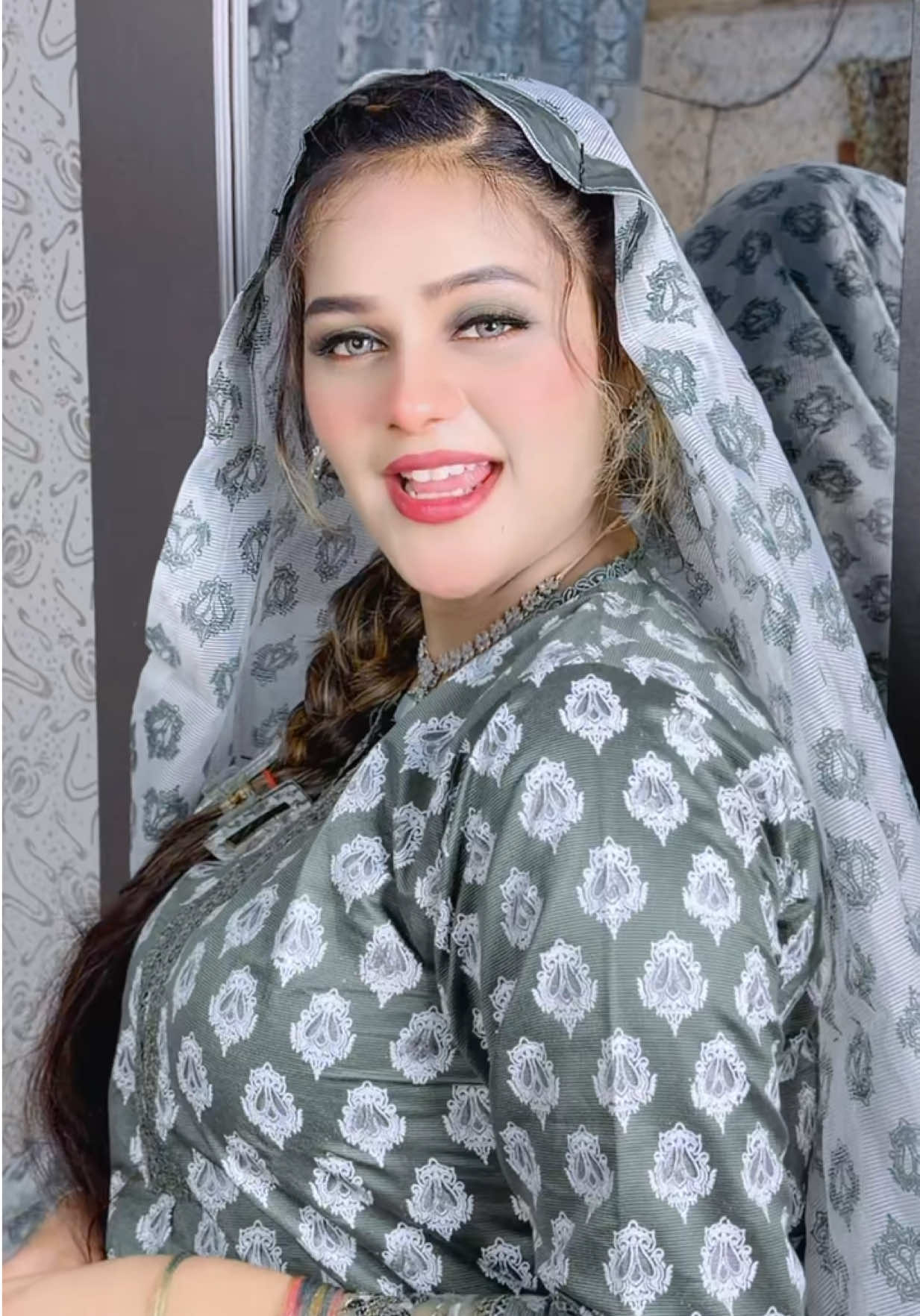 @Safeera Khan 💝