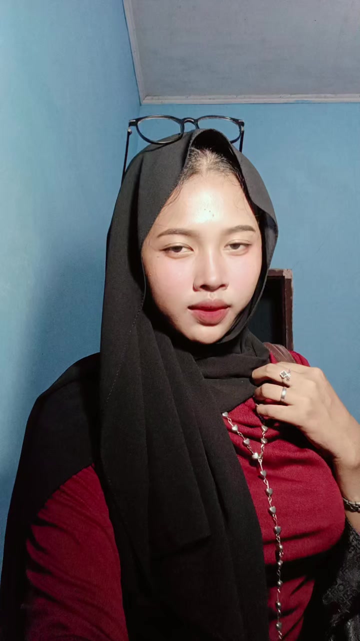 @_adik kecil 🦖🫦