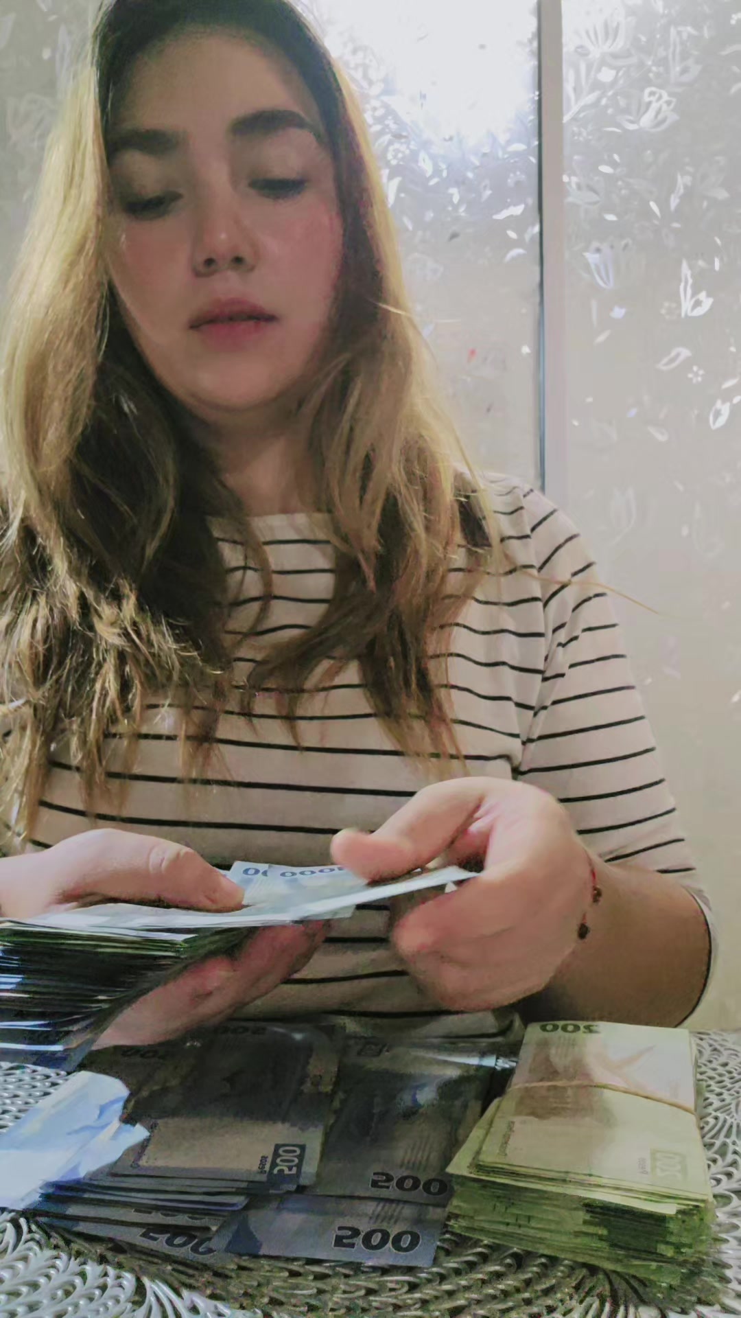 @ᥫ᭡ ✨☾ Betsy ☽✨ ᥫ᭡