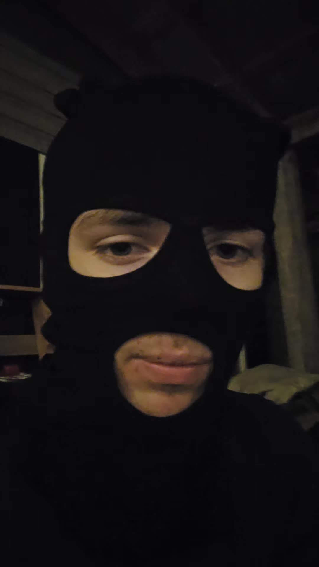 @M