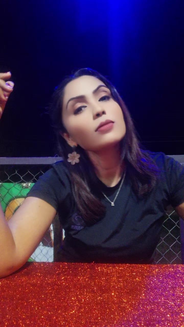 @Ayesha ASHRO 💖 💖 💖 💖