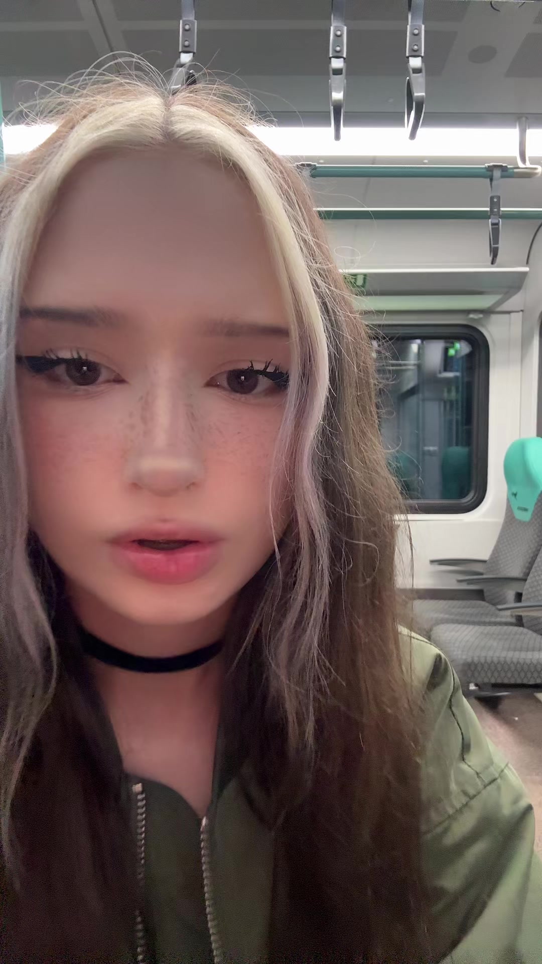 @Пчела