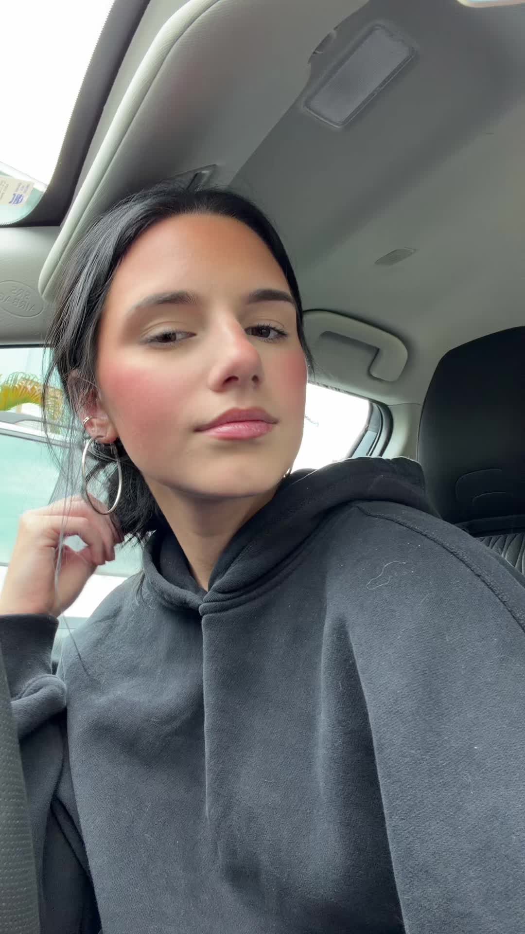 @user375689400