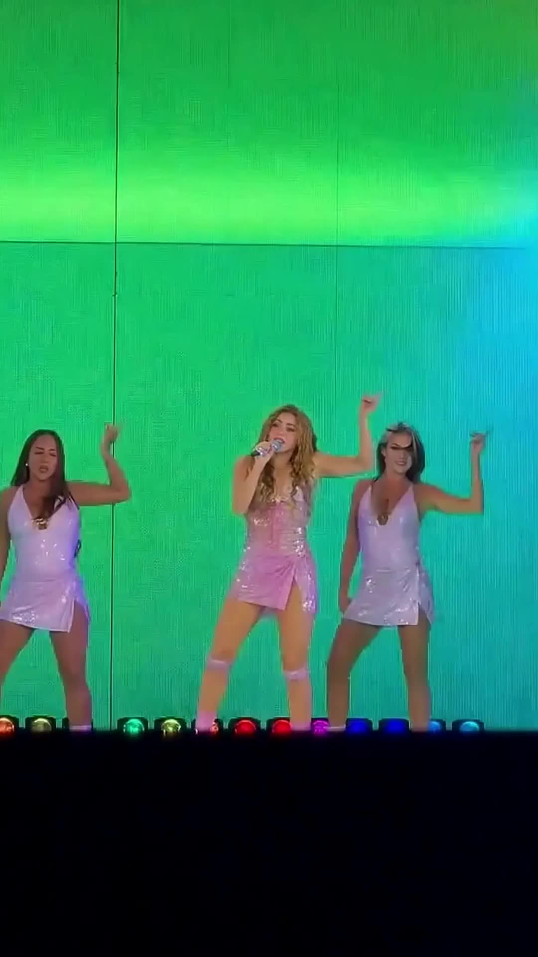 @ShakiraSupporters
