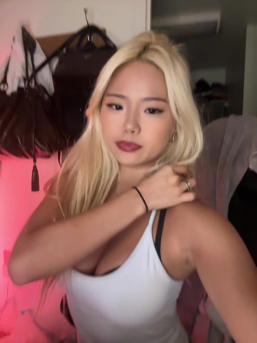@Hi
