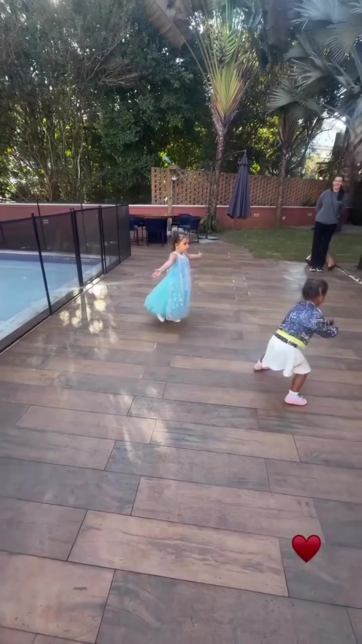 @𝐻𝑒𝑙𝑒𝑛𝑎& 𝐴𝑚𝑎𝑛𝑑💞