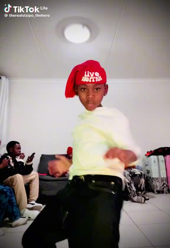 @Stzipo_thehero🐐012
