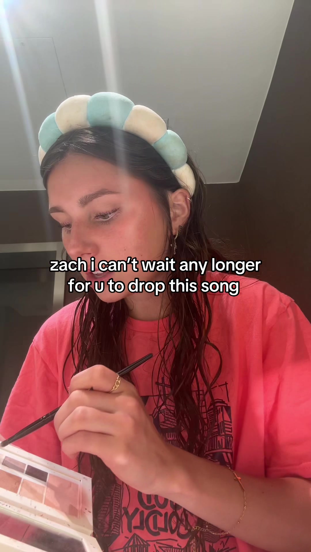 @daniela