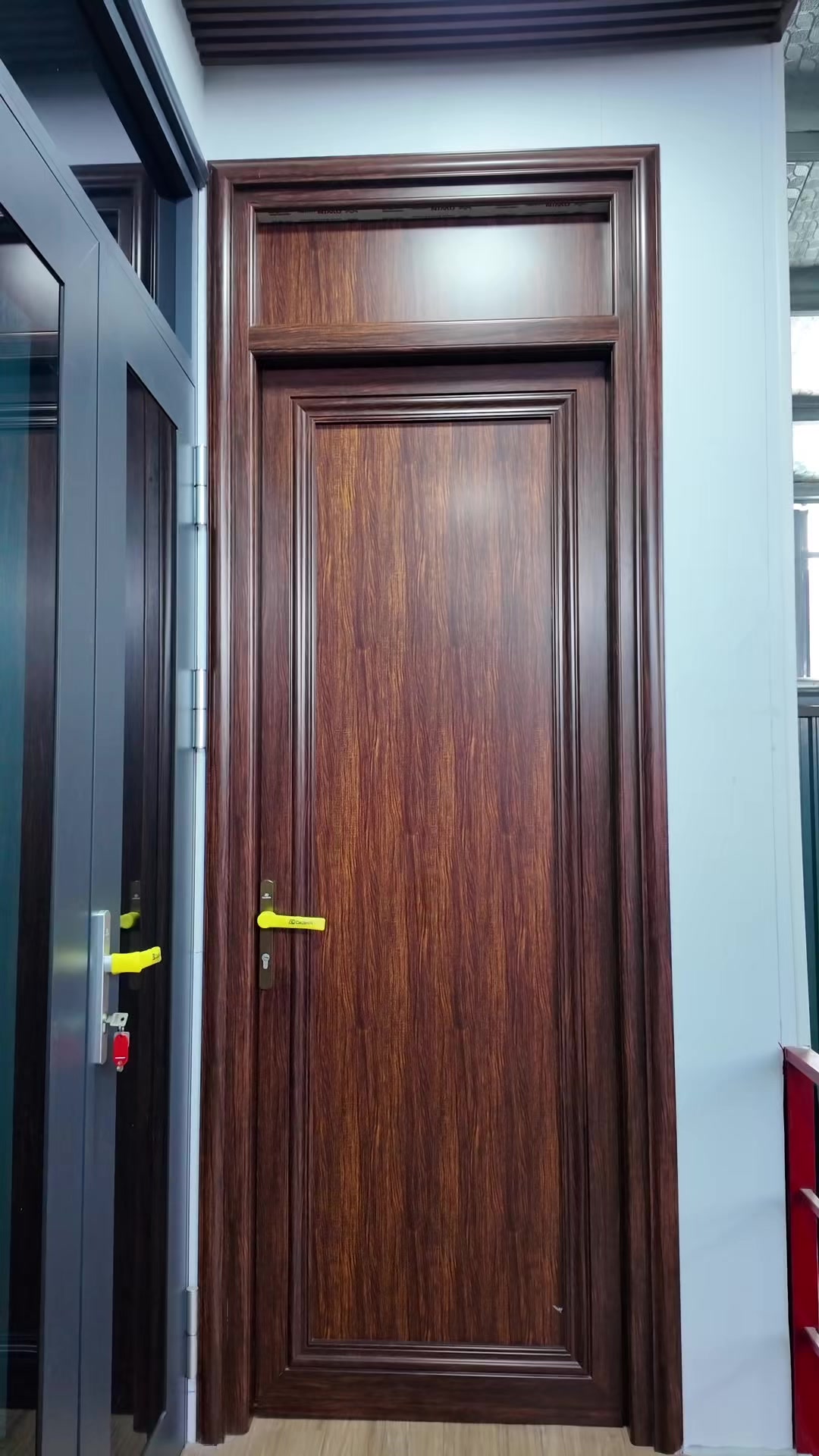 @Hậu Cửa Nh&ocirc;m OWIN H&agrave; Nội