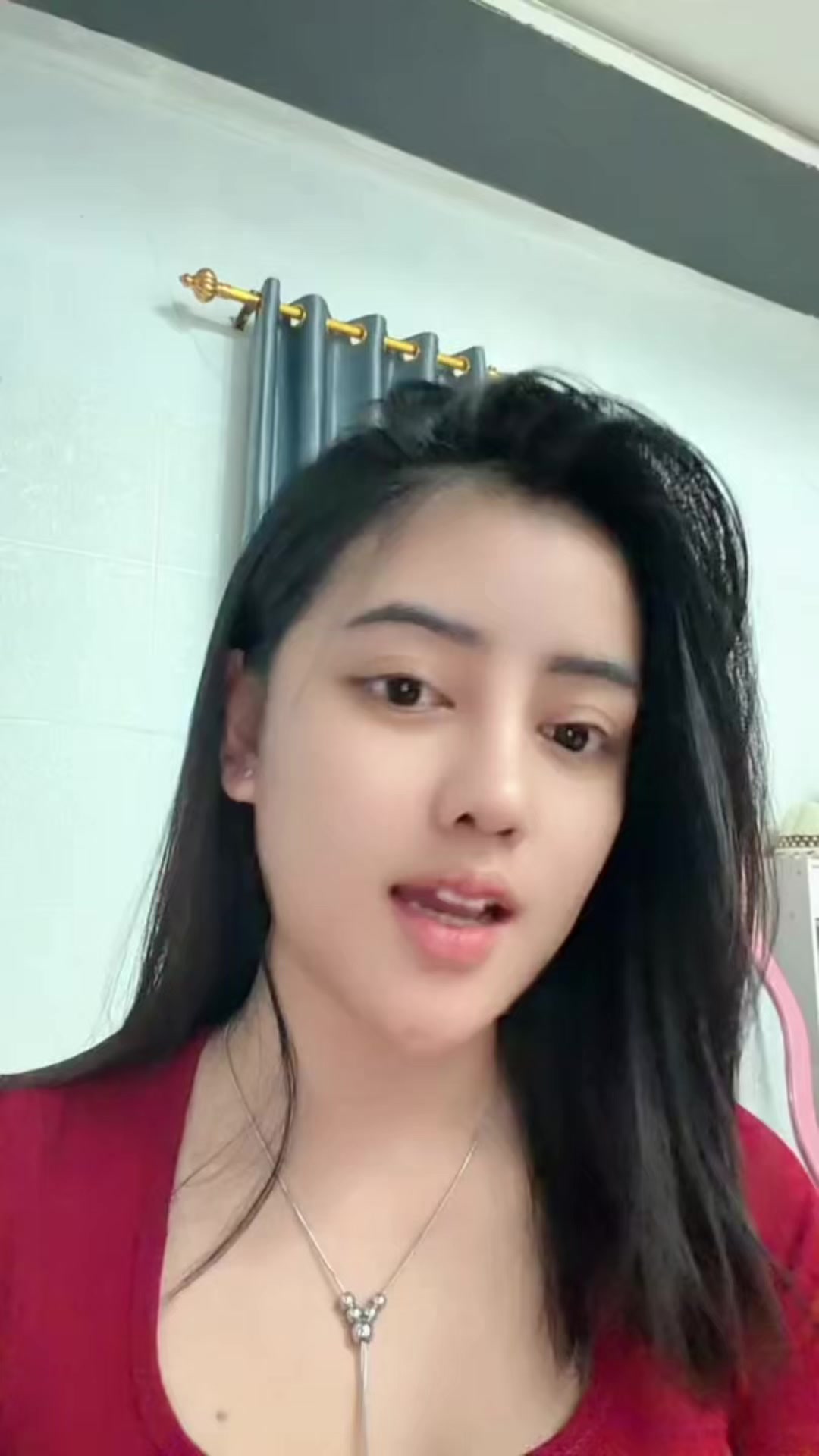 @Bunga tanpa akar