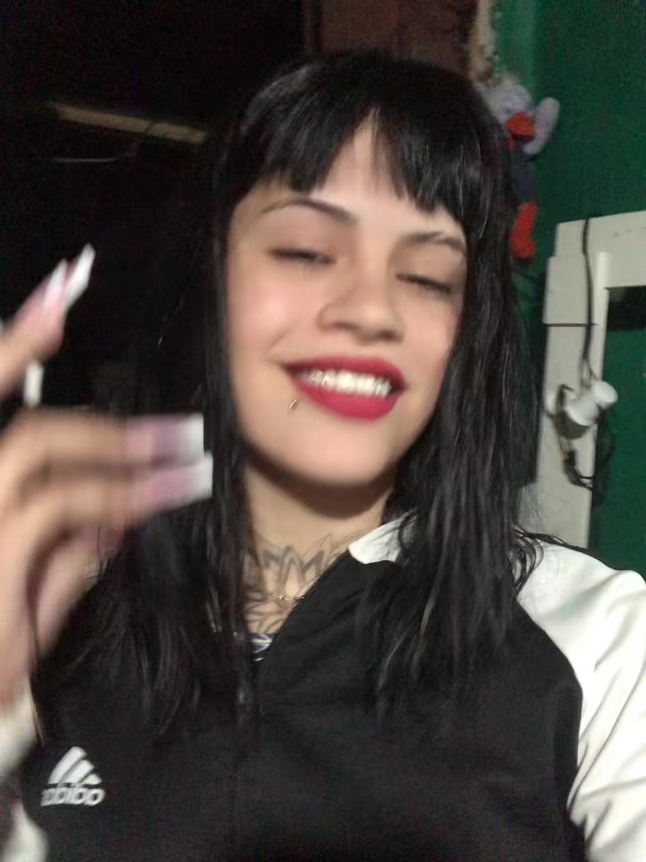 @milena valentina
