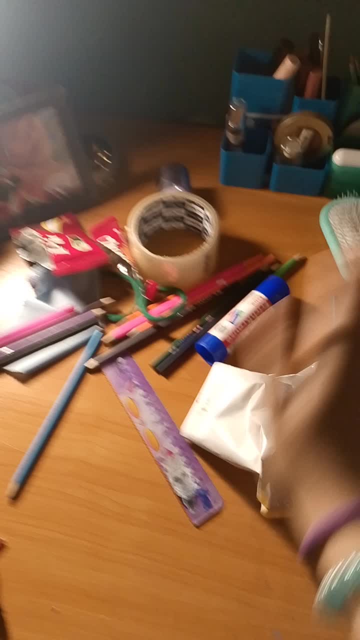 @Светик👻