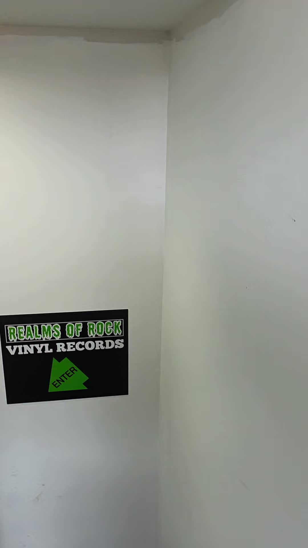 @Anthony's Vinyl BASSment